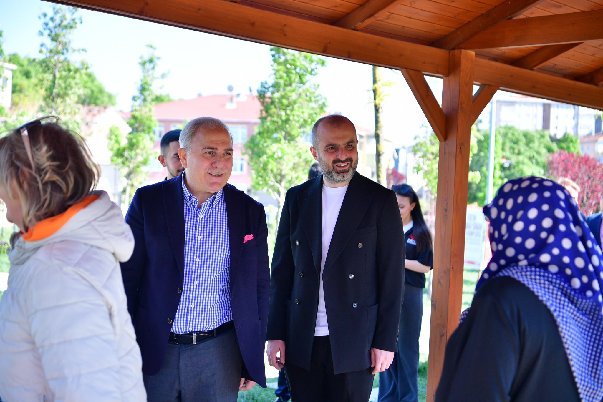 AK Parti Fatih İlçe Başkanlığımızda Yoğun Hafta: Mahalle Buluşmaları, Kültürel Etkinlikler ve Gönül Ziyaretleri